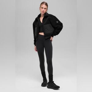 Alo Sherpa Edge Bomber Black